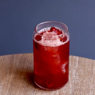 Чай Манго-клюква в Локация кофе по цене 370 ₽