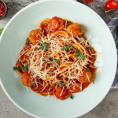 Паста с фрикадельками в Двор Помидор по цене 580