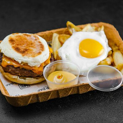 Meatbox №1 Мясной сэндвич с мраморной говядиной в Праймбиф Бар по цене 790 ₽
