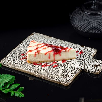 Чизкейк клубничный в Татаки по цене 249 ₽