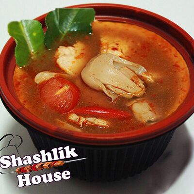 Том Ям с курицей в Shashlik House по цене 364 ₽