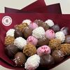 Букет из клубники в шоколаде Будь собой в Favorite food по цене 5740