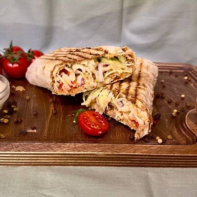 Шаурма классическая в Донер Хаус по цене 420 ₽