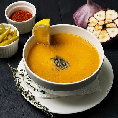 Крем-суп чечевичный в Шеф по цене 350 ₽