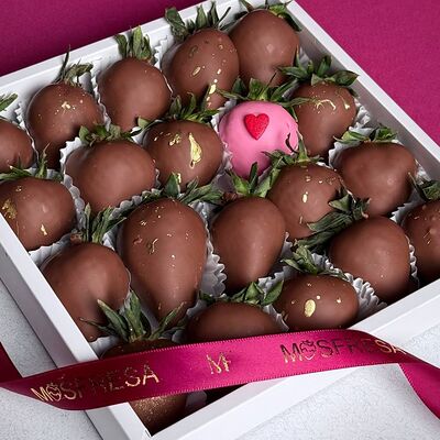 Клубника в шоколаде Шоколадное сердце М в Mosfresa по цене 3290