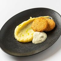 Рыбные биточки с картофельно-сырным пюре в Фартук