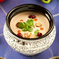 Сациви с домашней курицей в Асканели Georgian Bistro