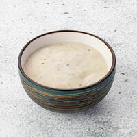 Соус Heinz чесночный в Тарелка