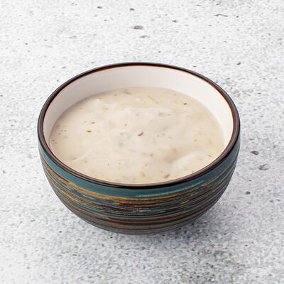 Соус Heinz чесночный в Тарелка по цене 60 ₽