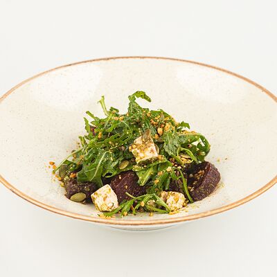 Салат с запеченной свеклой в Kitchen по цене 670