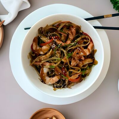 Лапша с Морепродуктами в WoKING по цене 1200 ₽