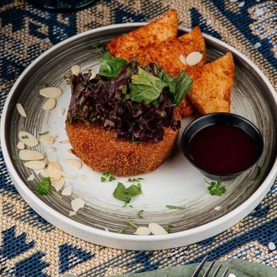 Золотой камамбер в ШБ Next по цене 750 ₽