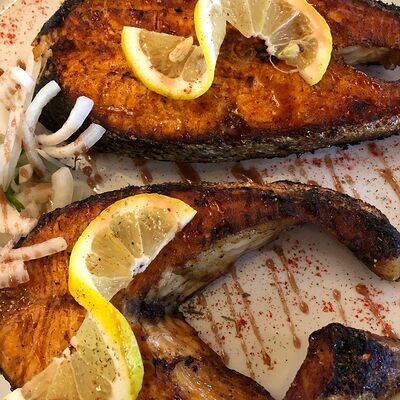 Стейк сёмги на двоих в Морская звезда по цене 2400 ₽