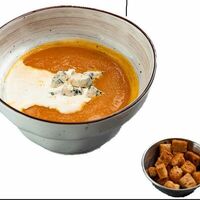Крем-суп из тыквы на кокосовом молоке с горгонзолой в Vibes Cafe
