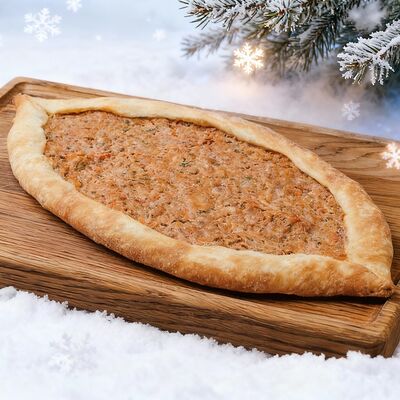 Лахмаджун с бараниной в Мамули по цене 590 ₽