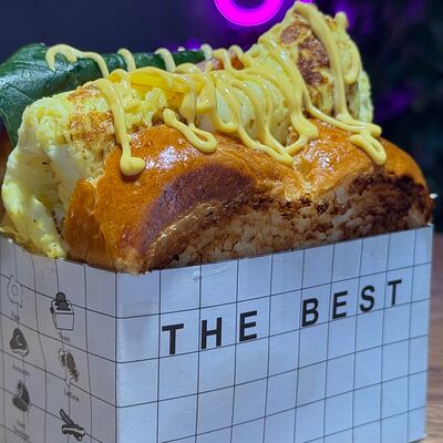 Яичный сэндвич Ветчина в Mornis Корейская кухня по цене 740 ₽