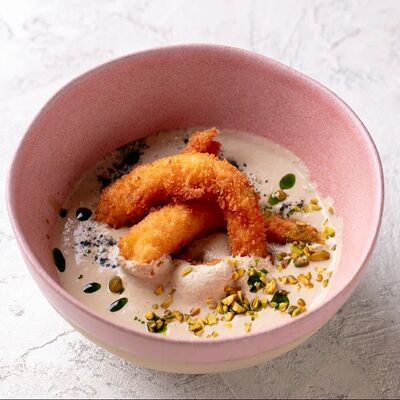 Сациви с жареными креветками и фисташками в ODA по цене 1050 ₽