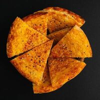 Фокачча с кунжутомв Олива