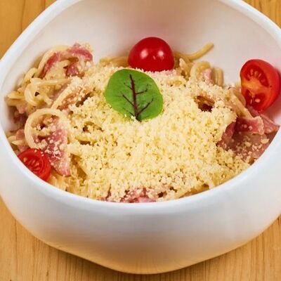 Паста Карбонара в 4 сыра по цене 620 ₽