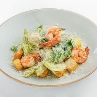 Цезарь с креветками в Forte Bello