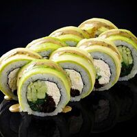 Вега с трюфельным соусом в Space Sushi