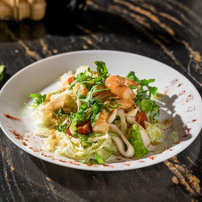 Салат Марсель в Oзеро гриль по цене 540 ₽