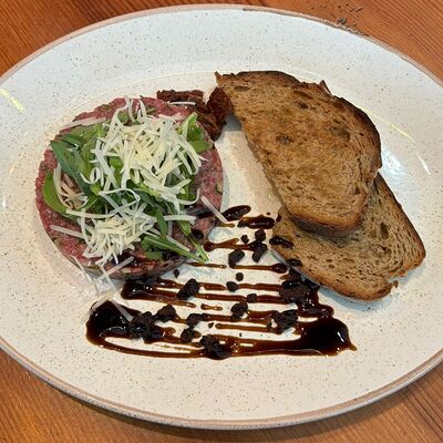 Тартар из говядиныв Ранчо Grill & Bar по цене 960 ₽