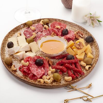 Тарелка к вину в 3952 по цене 1350 ₽