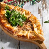 Пирог с мясом в Патари