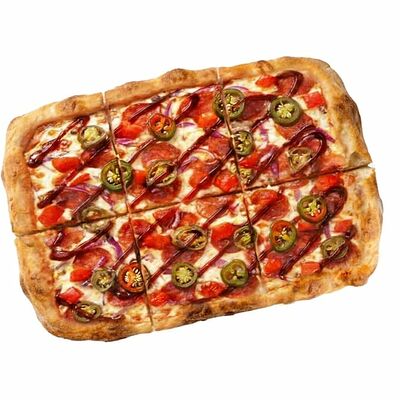 Пицца Римская Диабло BBQ 30х20см в Ernies Pizza & Burgers & Shawarma по цене 890 ₽