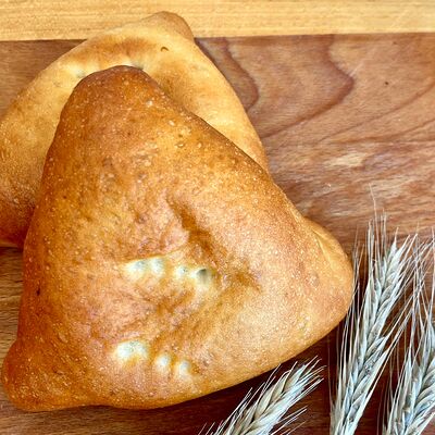 Пирожок с капустой и яйцом в Пекарня Батон по цене 52 ₽