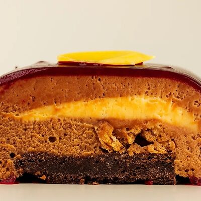 Пирожное Маракуйя-молочный шоколад (новинка) в Фыр Фыр по цене 318 ₽