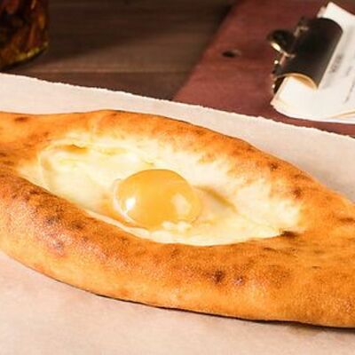 Хачапури по-аджарски в La Prima Pizzeria Margherita по цене 510 ₽