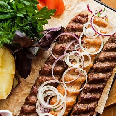 Классический кебаб из баранины в На речке по цене 790 ₽