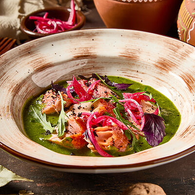 Подкопчённый лосось с соусом киндзмари в PRO.Хинкали by Novikov по цене 1090 ₽