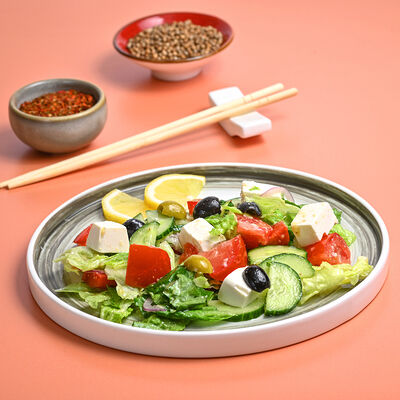 Салат Греческий в Зебры по цене 460 ₽