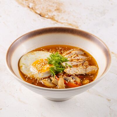 Рамен с курицей в Shashlyk Pub по цене 2980 ₸