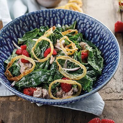 Салат с печенью трески и свежей малиной в ЛарисуВаннуХочу по цене 650