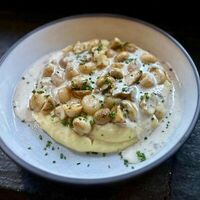 Гребешки, картофельное пюре и белые грибы в Техникум