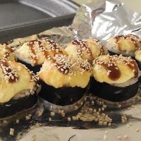 Шиитаке с сыром запеченный в Sushi Vrn