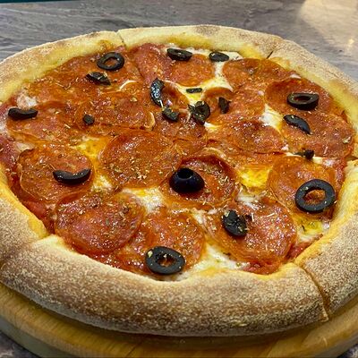 Пепперони 25 см в Sopranos по цене 560 ₽