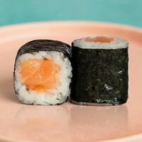 Мини-ролл с лососем в Sushi Street