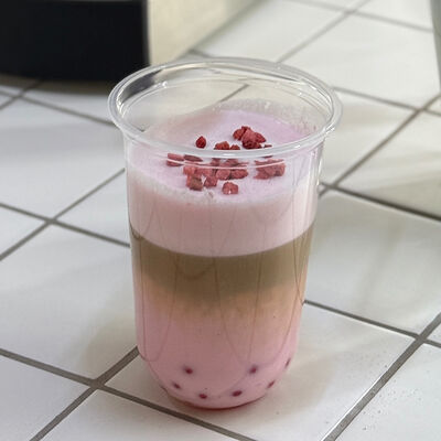 Bubble кофе Банан-клубника в COFFEEKATE по цене 370 ₽