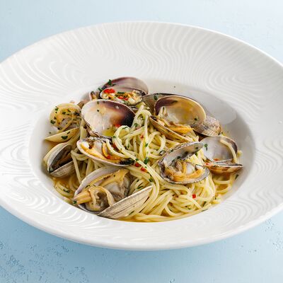 Спагетти с морепродуктами в Терраса по цене 2290 ₽