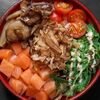 Поке Лосось с манго соусом в КафеМафия по цене 665