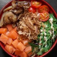 Поке Лосось с манго соусом в КафеМафия