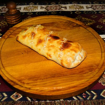 Кальцоне с грибами в FastШашлык и Хинкали по цене 450 ₽