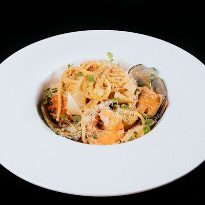 Паста с морепродуктами в Oysters по цене 780 ₽