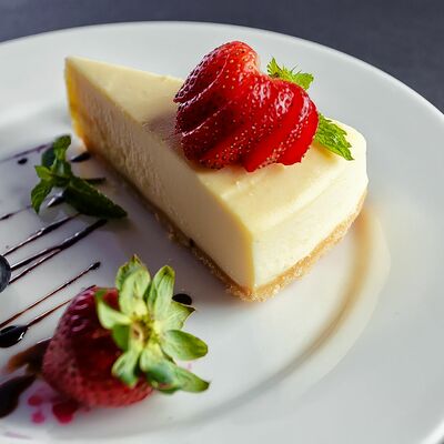 Десерт в ассортименте в Хинкальная по цене 300 ₽