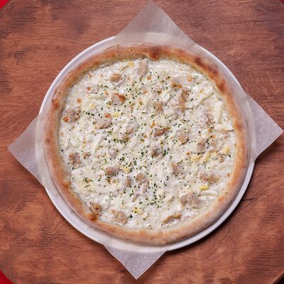 Курица в сливках (Rustica) 30 см в STRAGUSTO по цене 730 ₽